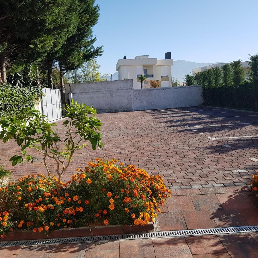 Hotel Erandi Rinas Exterior photo
